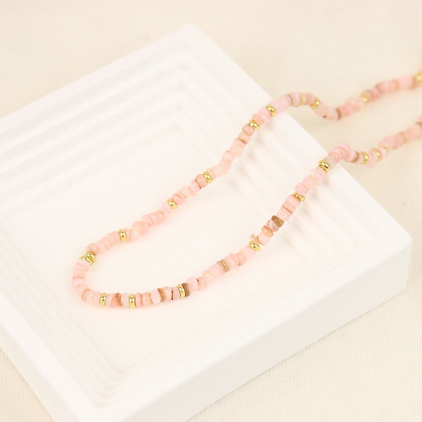 BLUSH TIDE NECKLACE