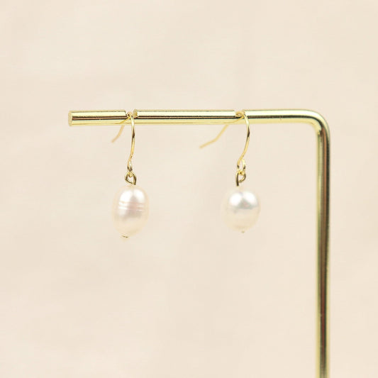 PURE PEARL EARRINGS