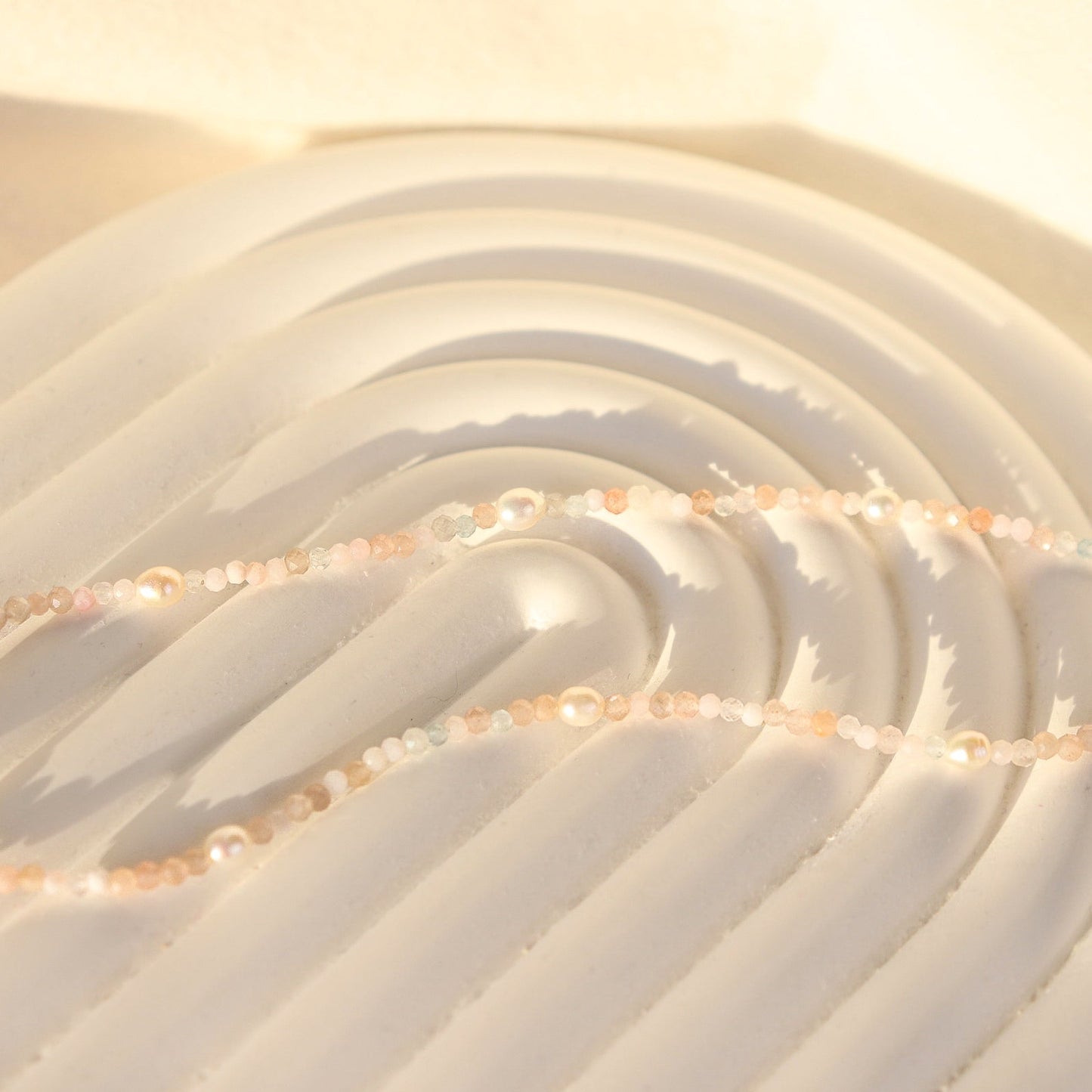 PEARL DRIFT NECKLACE